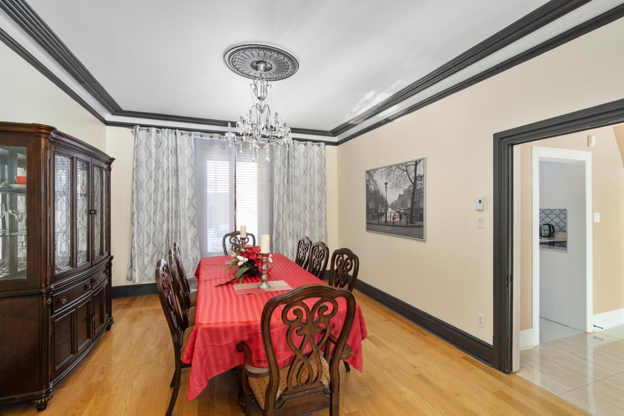 Centennial 6-Bedroom Waterfront Palace Sleeps 14 몬트리올 외부 사진