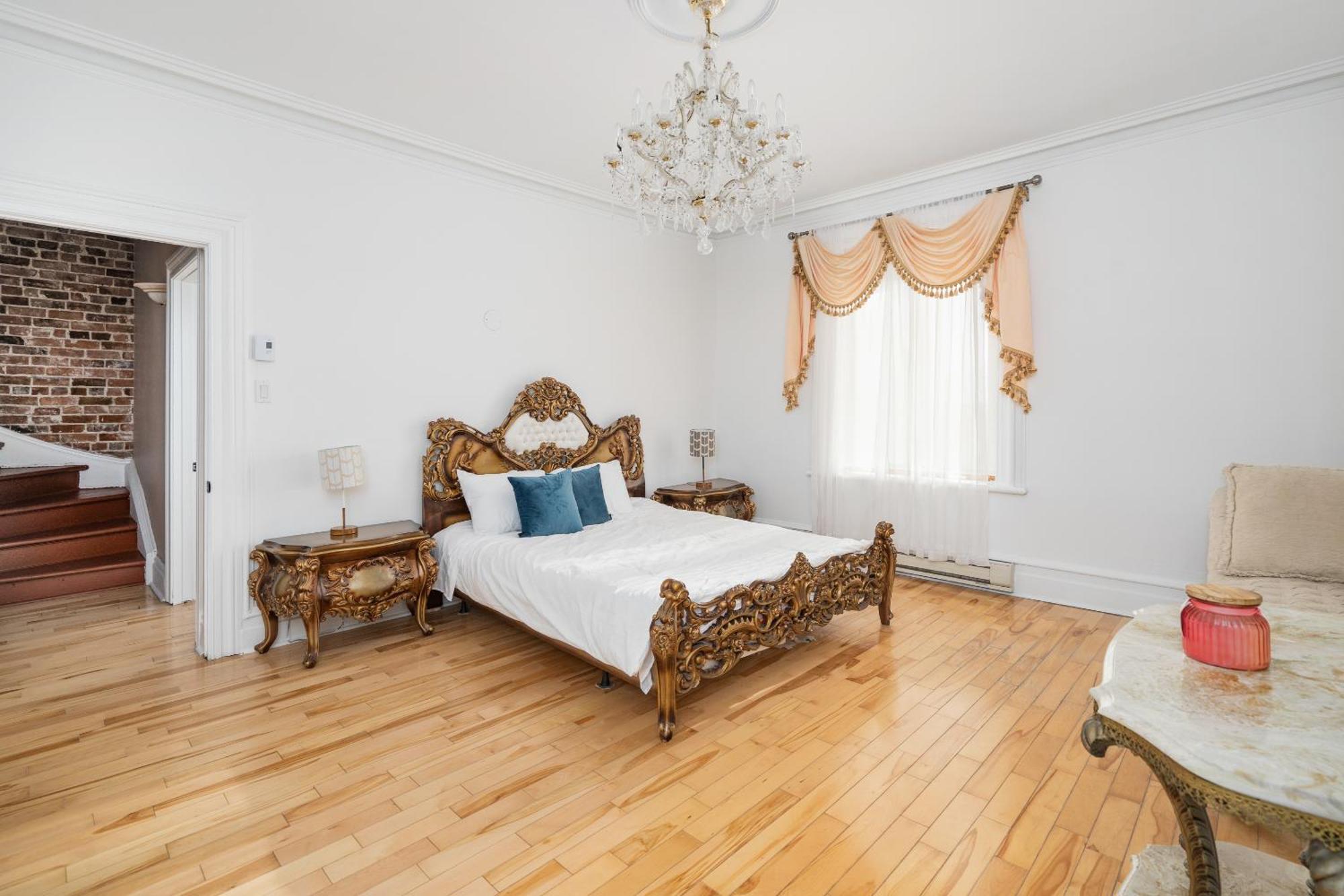 Centennial 6-Bedroom Waterfront Palace Sleeps 14 몬트리올 외부 사진